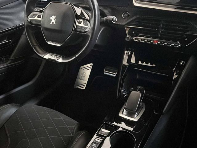 PEUGEOT 208 usata, con Sedile posteriore sdoppiato