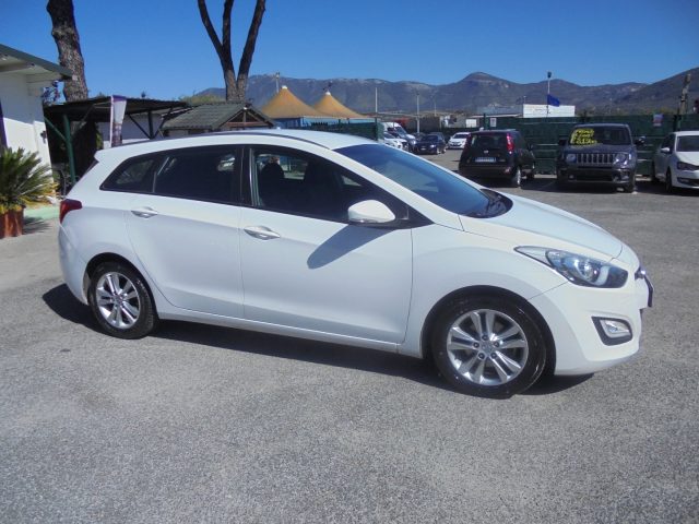 HYUNDAI i30 usata, con Airbag testa