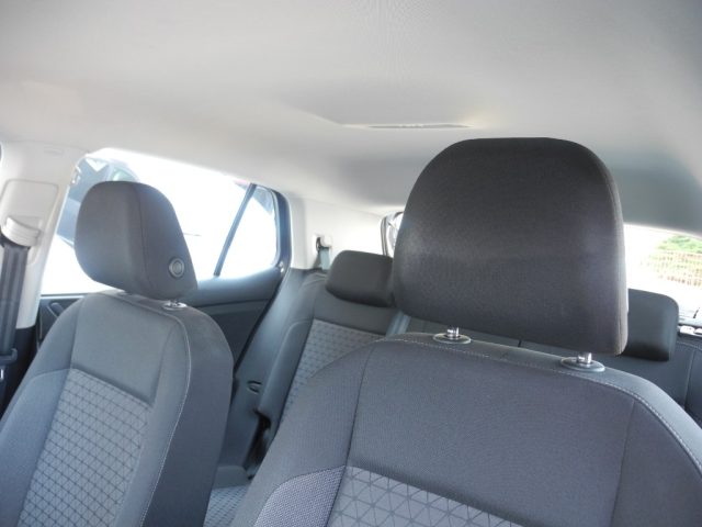 VOLKSWAGEN T-Cross usata, con Specchietto retrovisore con funzione antiabbagliamento