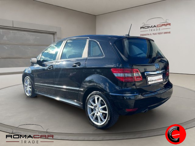 MERCEDES-BENZ B 180 usata, con Boardcomputer