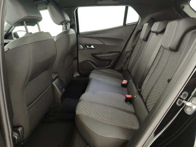 PEUGEOT 2008 usata, con Sensori di parcheggio posteriori