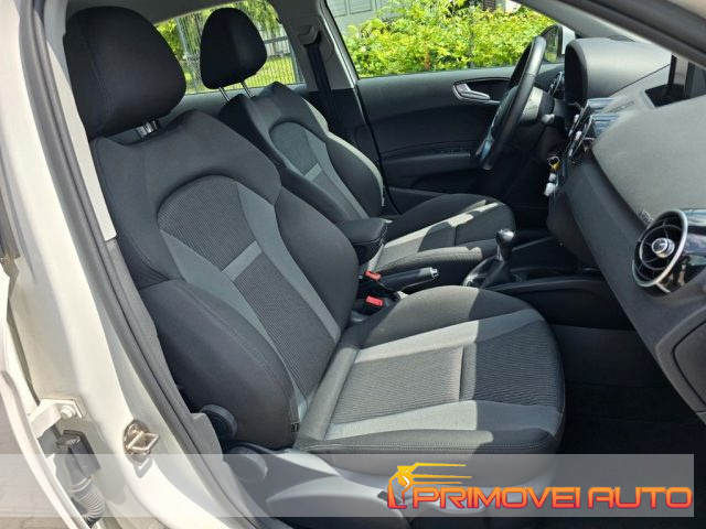 AUDI A1 usata, con Autoradio