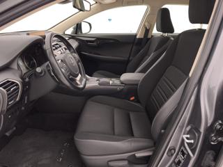 LEXUS NX 300h usata, con Controllo automatico clima