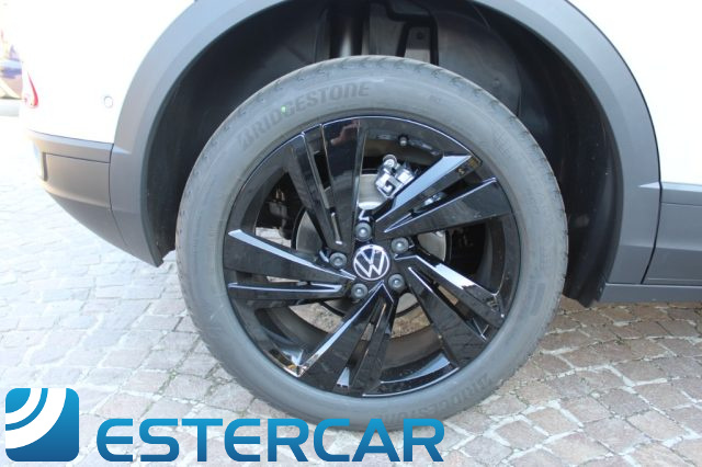 VOLKSWAGEN T-Roc usata, con Bluetooth