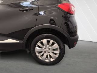 RENAULT Captur usata, con Sensori di parcheggio posteriori