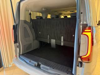 VOLKSWAGEN Caravelle usata, con Volante in pelle