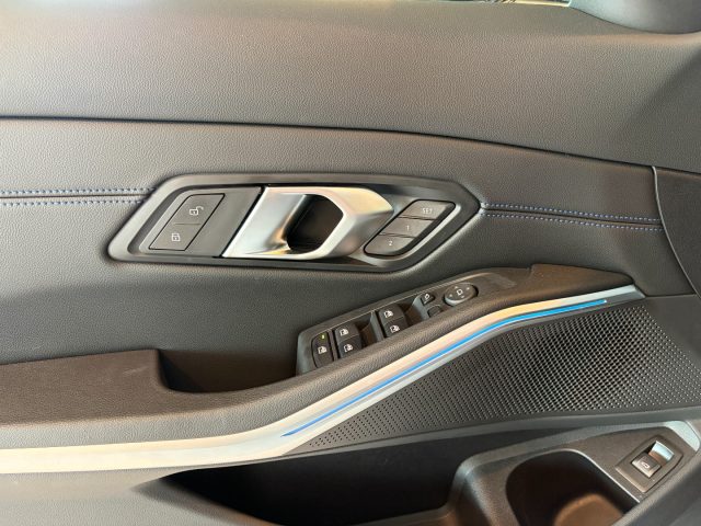 BMW 320 usata, con Cruise Control