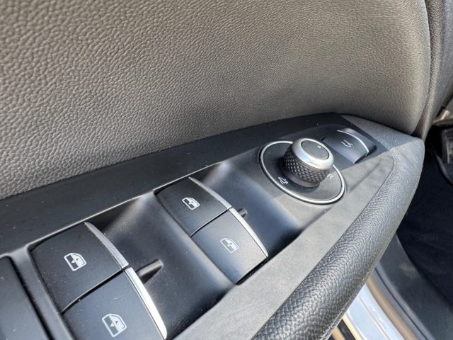 ALFA ROMEO Stelvio usata, con Controllo automatico clima