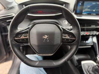PEUGEOT 208 usata, con Controllo automatico clima