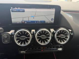 MERCEDES-BENZ GLA 200 usata, con Controllo elettronico della corsia