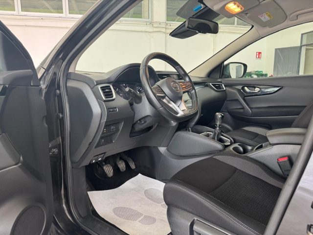 NISSAN Qashqai usata, con Climatizzatore