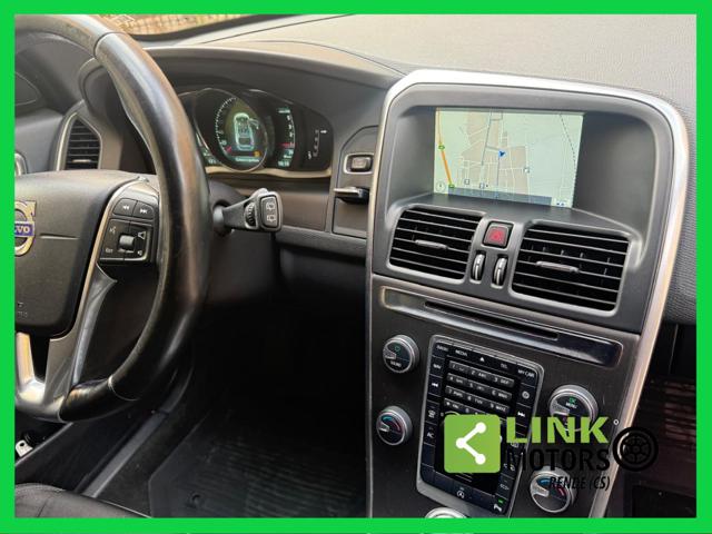 VOLVO XC60 usata, con Bluetooth