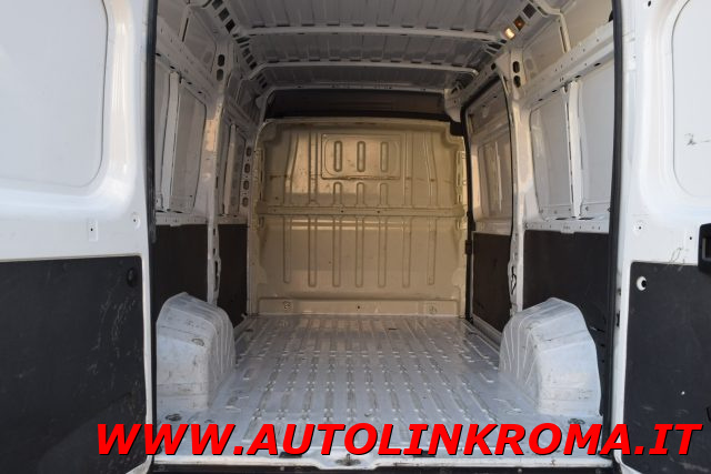 PEUGEOT Boxer usata, con Boardcomputer