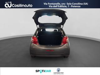 PEUGEOT 208 usata, con Volante in pelle