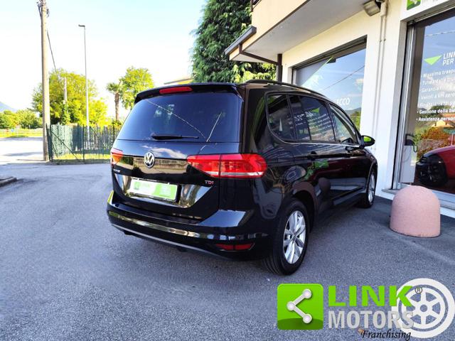 VOLKSWAGEN Touran usata, con ESP
