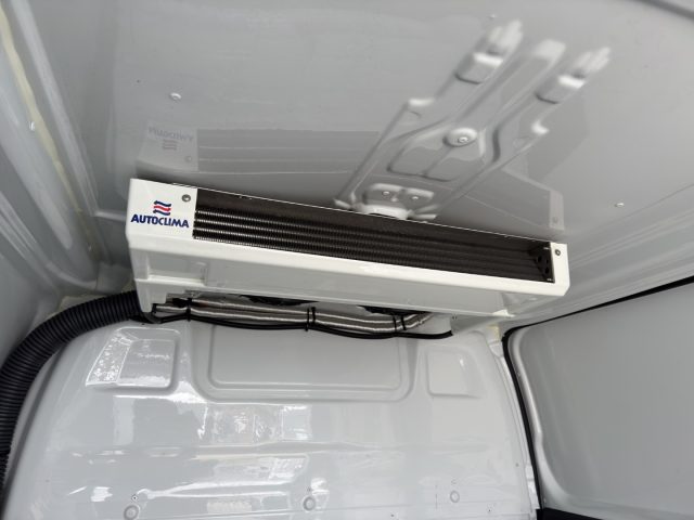 PEUGEOT Expert usata 14