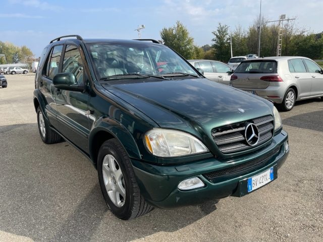 MERCEDES-BENZ ML 270 usata, con Airbag Passeggero
