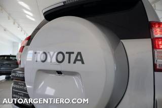 TOYOTA Land Cruiser usata, con Start/Stop Automatico