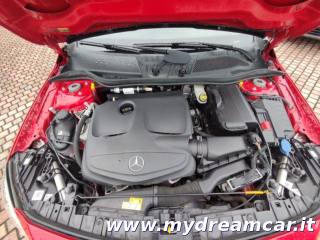 MERCEDES-BENZ GLA 200 usata, con Frenata d
