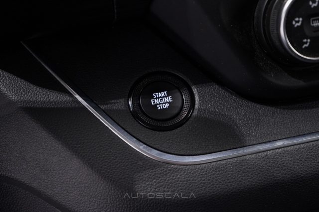 RENAULT Trafic usata, con Autoradio digitale