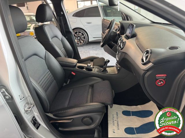 MERCEDES-BENZ B 180 usata, con Cronologia tagliandi
