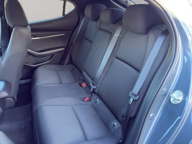 MAZDA 3 usata, con Sensori di parcheggio posteriori