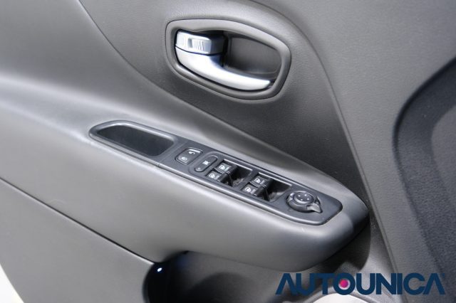 JEEP Renegade usata, con Isofix