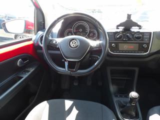VOLKSWAGEN up! usata, con Fendinebbia