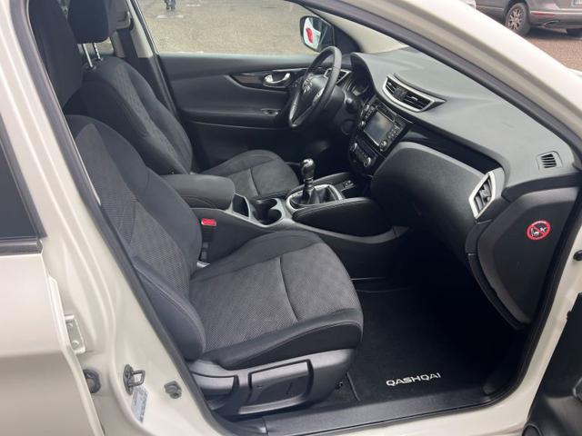 NISSAN Qashqai usata, con Park Distance Control