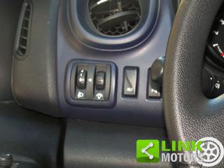 OPEL Vivaro usata, con Lettore CD