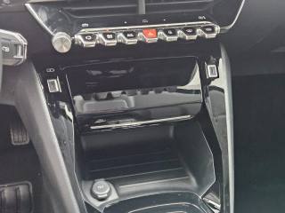 PEUGEOT 208 usata, con Volante multifunzione