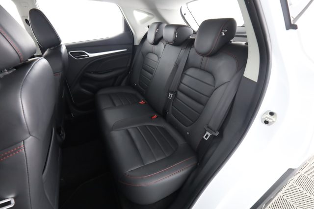 MG ZS usata 9