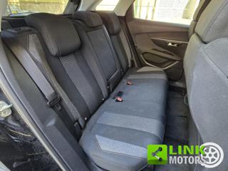 PEUGEOT 3008 usata, con Sedile posteriore sdoppiato