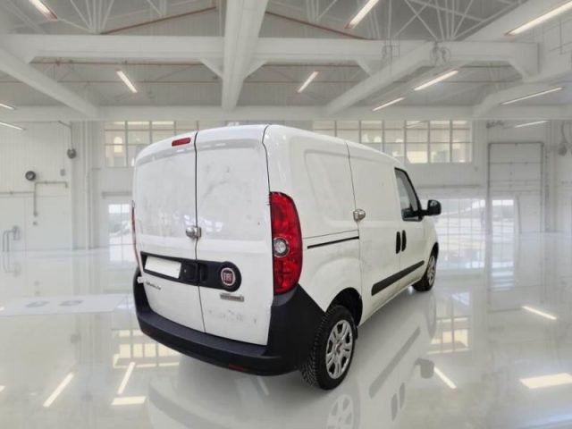 FIAT Doblo usata, con Airbag