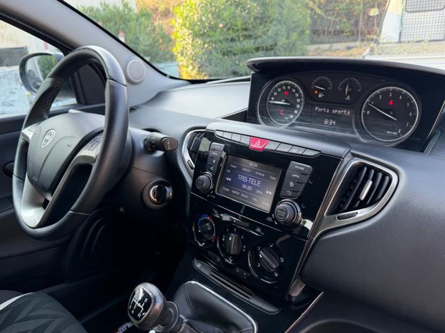 LANCIA Ypsilon usata, con Volante multifunzione