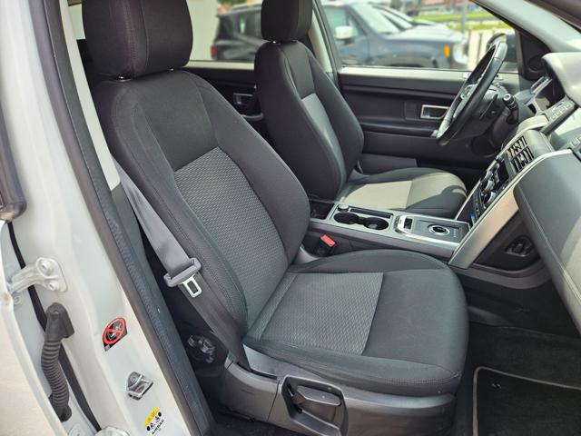 LAND ROVER Discovery Sport usata, con USB