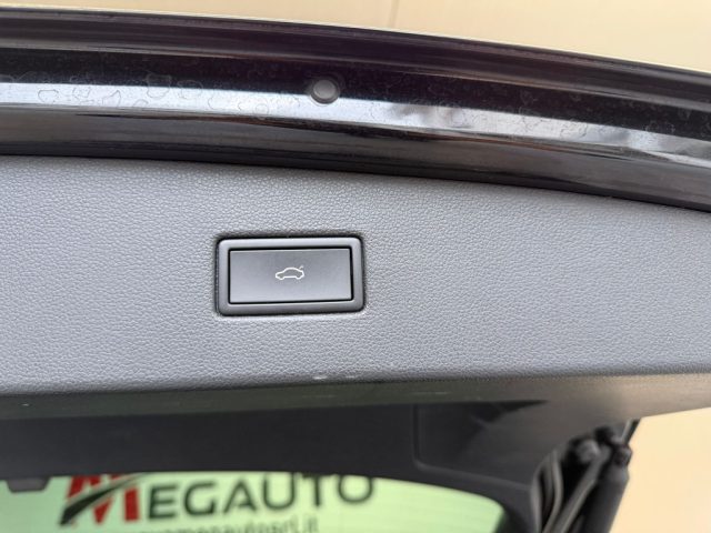 VOLKSWAGEN Tiguan usata, con Cerchi in lega