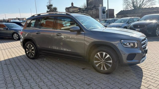 MERCEDES-BENZ GLB 180 usata, con Airbag