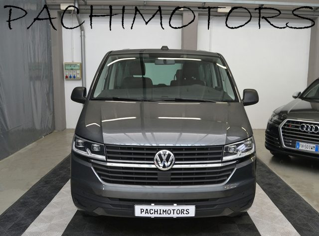 VOLKSWAGEN Multivan usata, con Luci diurne LED