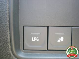 DACIA Duster usata, con Telecamera per parcheggio assistito