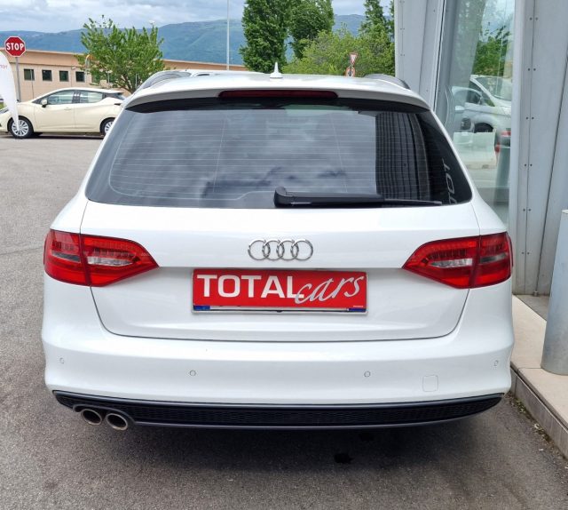 AUDI A4 usata, con Autoradio