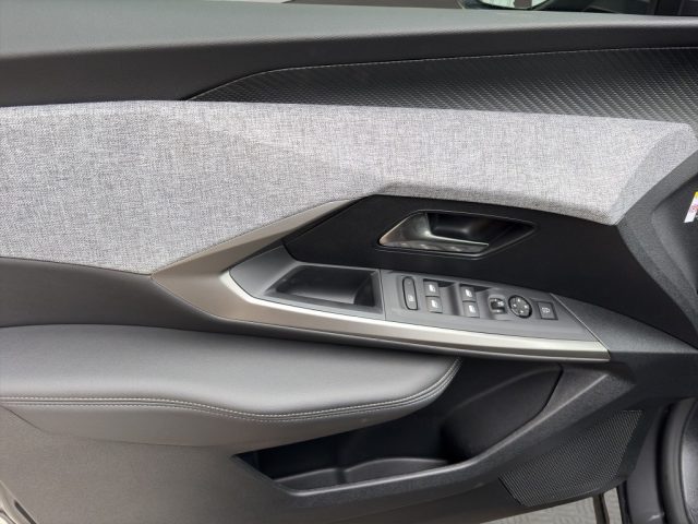 PEUGEOT 3008 usata, con Sensore di pioggia