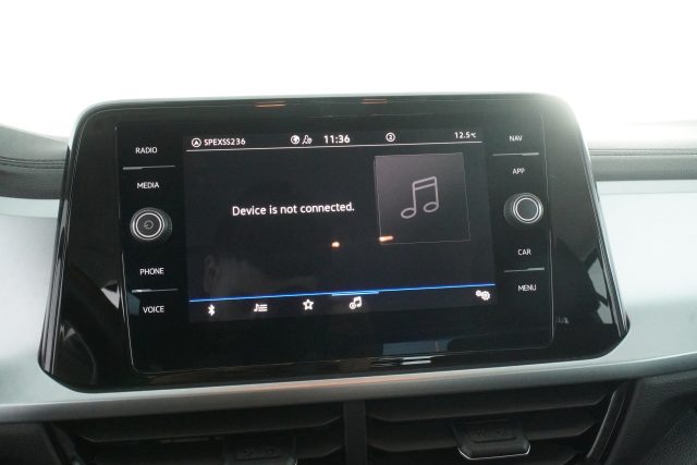 VOLKSWAGEN T-Roc usata 18