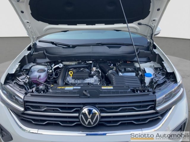 VOLKSWAGEN T-Cross usata, con USB