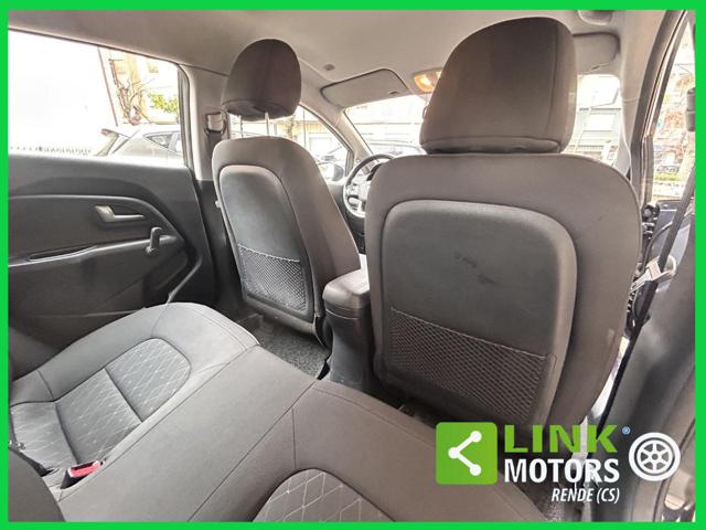 KIA Rio usata 39