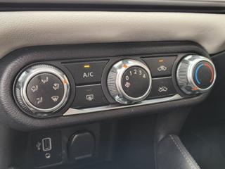 NISSAN Micra usata, con Hill holder