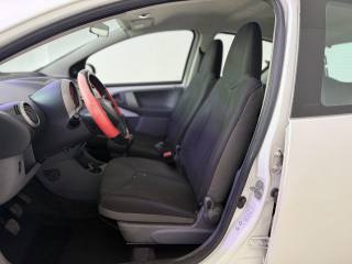 TOYOTA Aygo usata 13