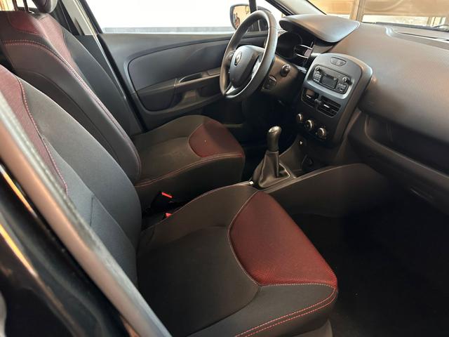 RENAULT Clio usata, con MP3