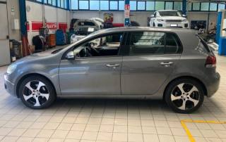 VOLKSWAGEN Golf usata, con Airbag laterali