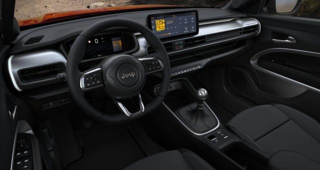 JEEP Avenger usata, con Autoradio